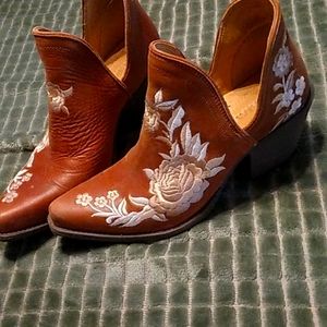 Western  Ankle boots